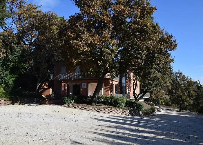 Il Boschetto 3* Tolentino